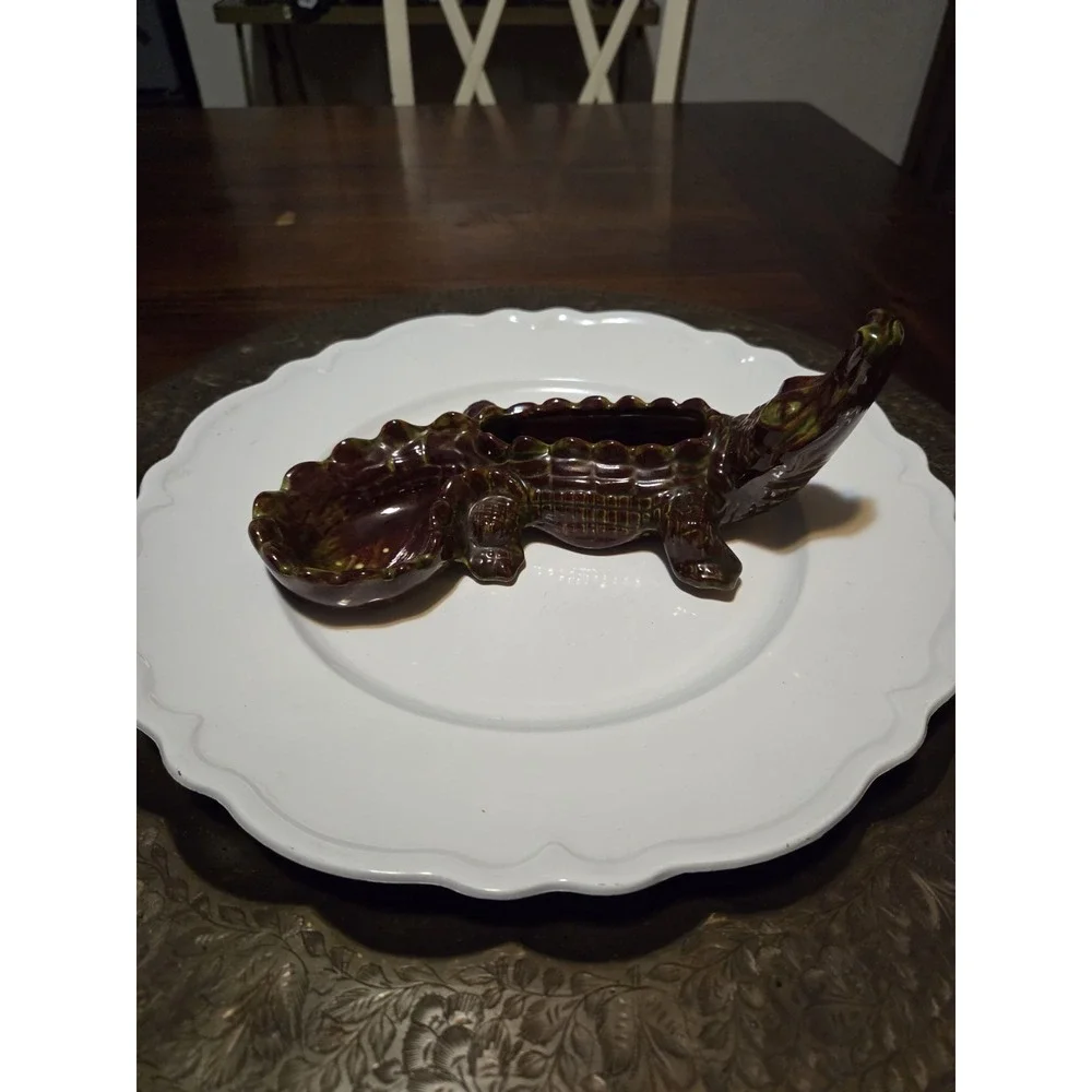 Mid Century Ken Ocorr ceramic alligator ashtray, Pipe Holder, or trinket dish